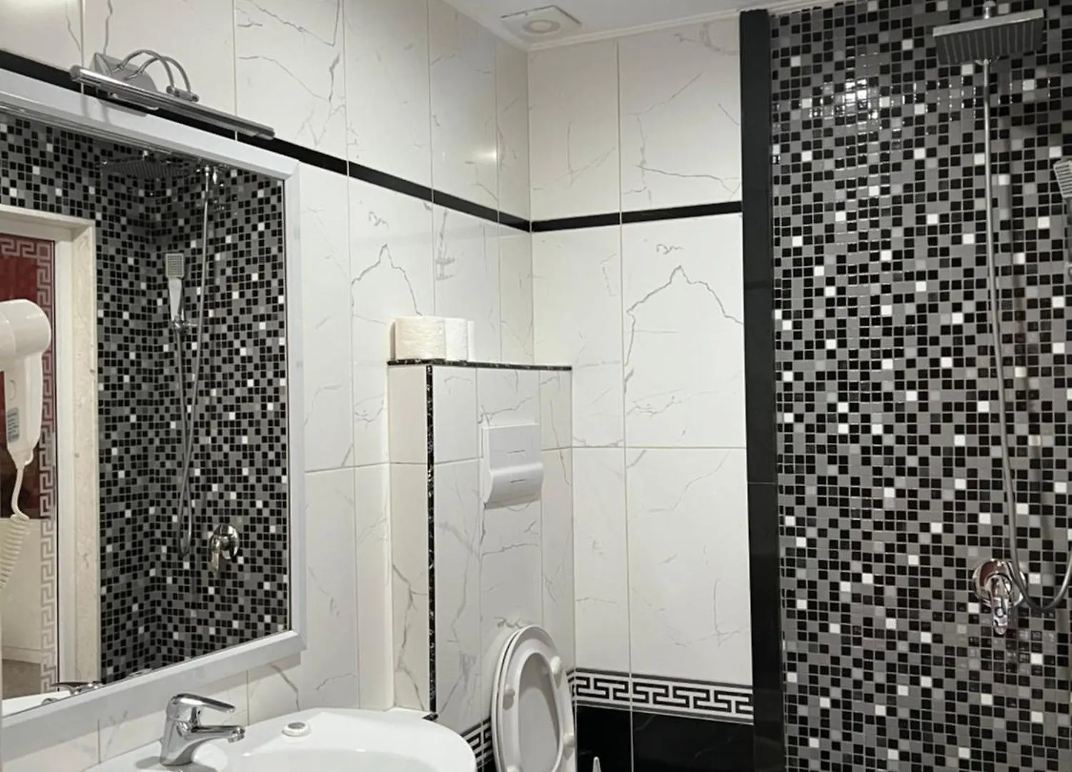 Hotel Kastria Tirana